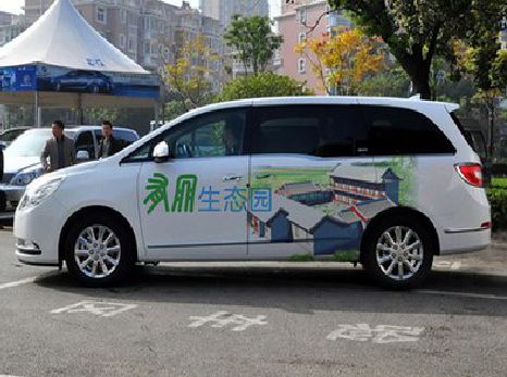 北川户外车贴喷绘如何保持效果?